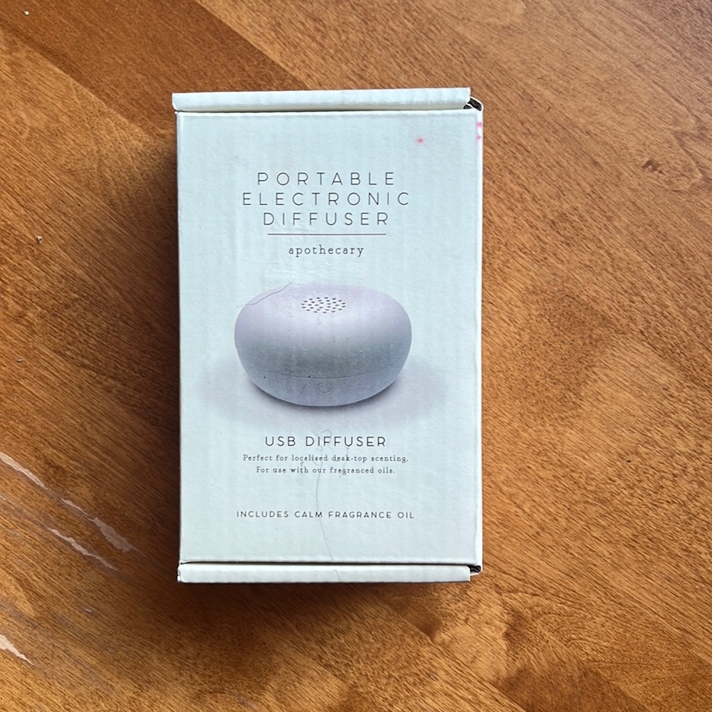 Portable diffuser. Small. With calming oil. Never used.